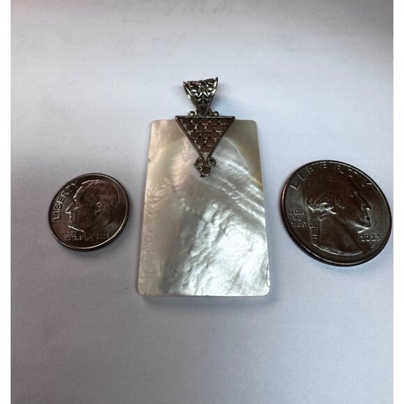 Vintage 925 Sterling Silver Mother of Pearl Rectangle Pendant Estate Jewelry - Picture 9 of 9
